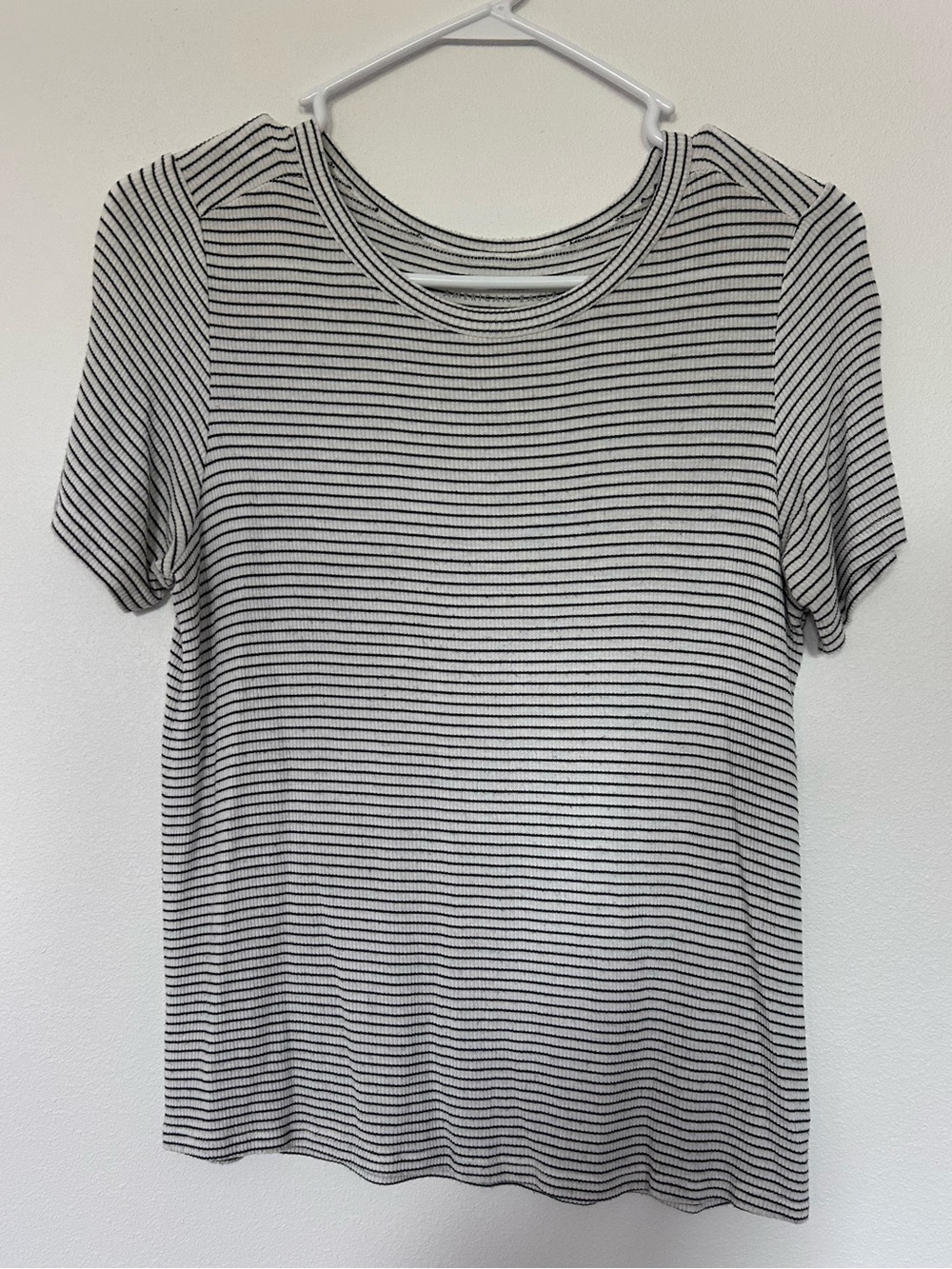 American Eagle Outfitters Women’s Soft & Sexy Tee - Size Small